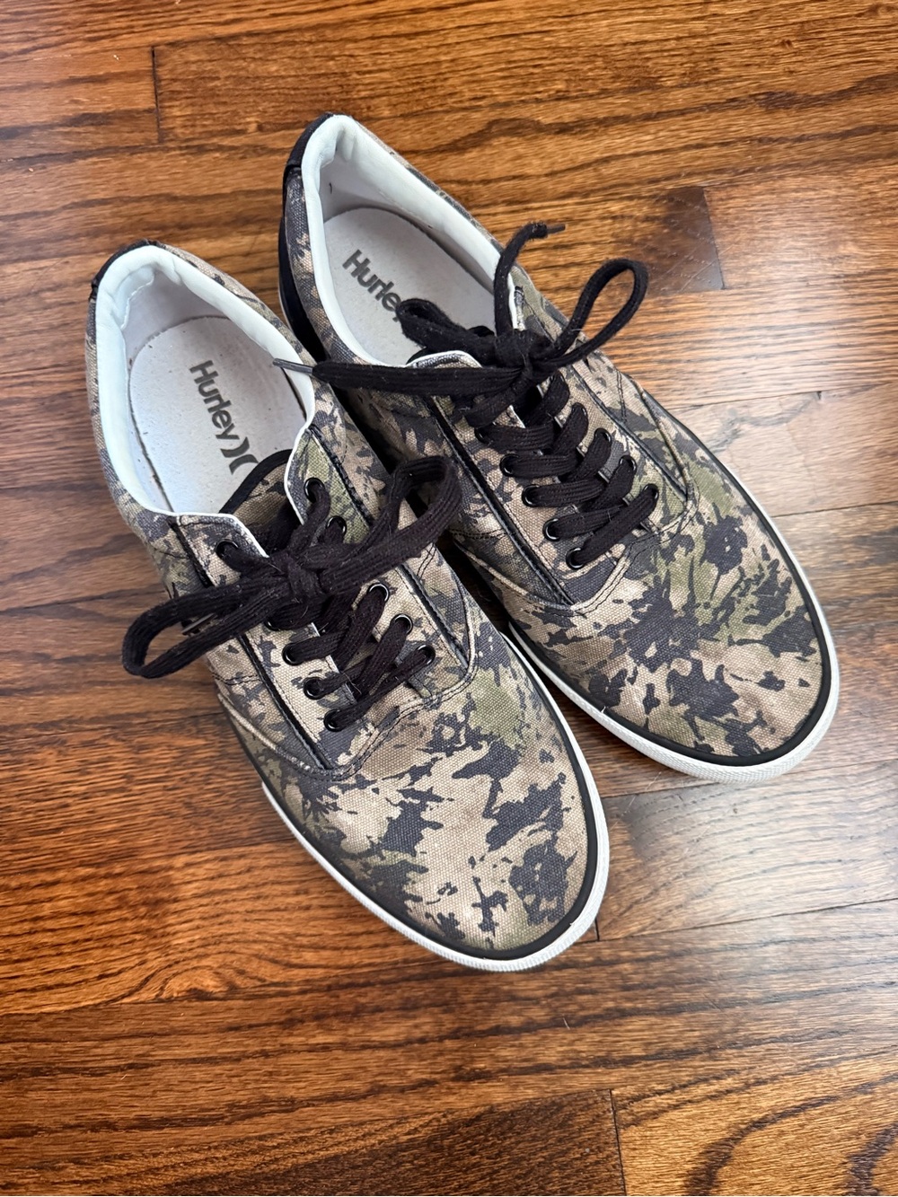 Hurley Men’s Size 13 Camo Canvas Sneakers Black Olive Lace Up Low Top